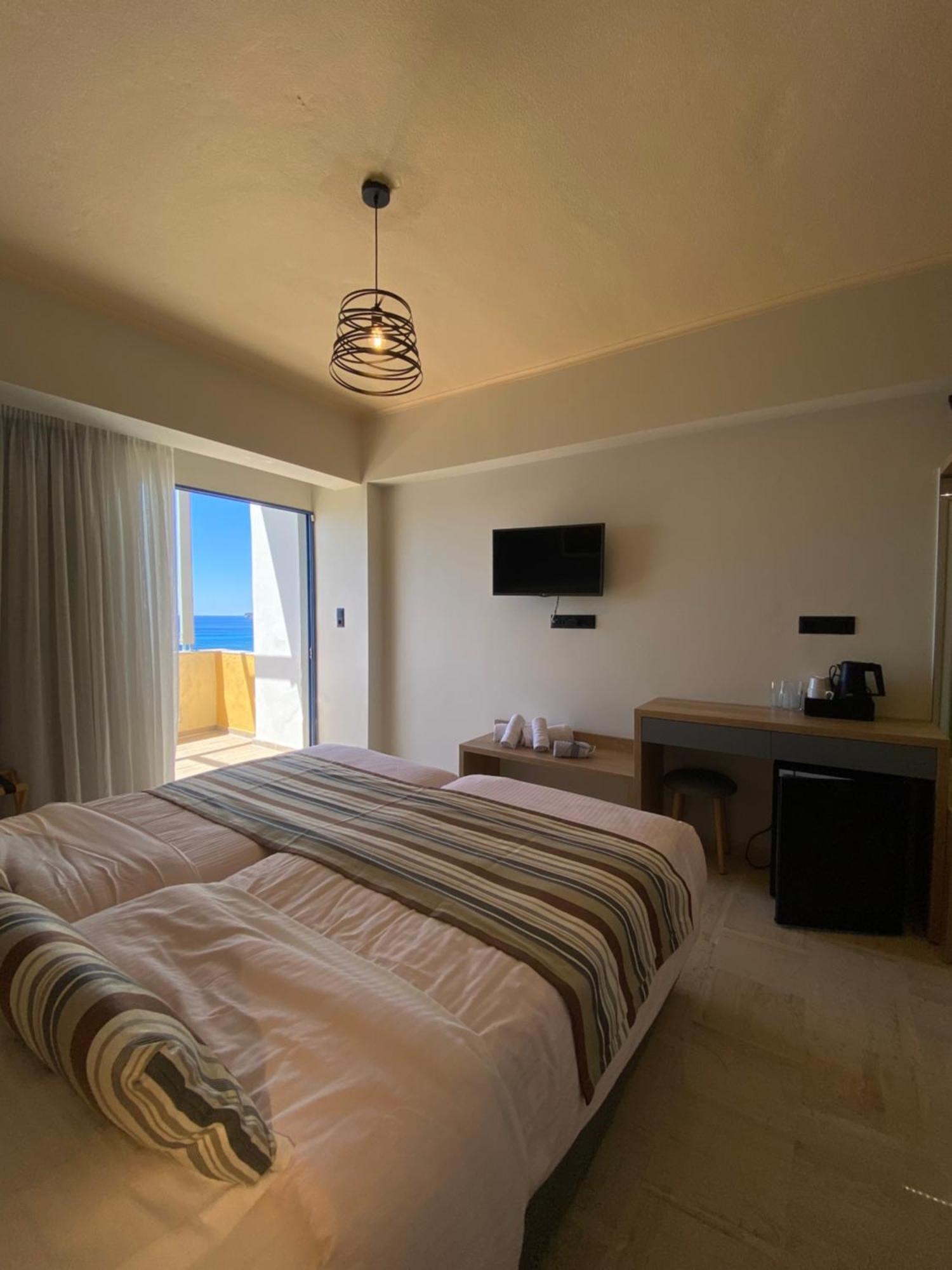 Horizon Beach Hotel プラキアス エクステリア 写真
